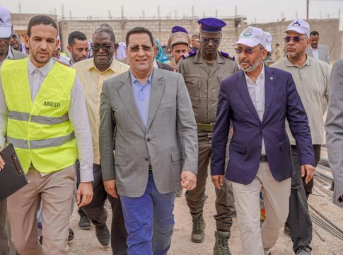 Le Premier ministre visite les projets d'infrastructures éducatives de TAAZOUR à Nouakchott