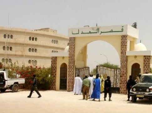 Nouakchott : Un tribunal spécialisé prononce des peines d'emprisonnement dans des affaires de traite des êtres humains et de trafic de migrants