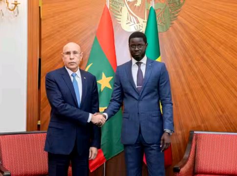 Ghazouani discute du renforcement des relations entre la Mauritanie et le Sénégal avec Diomaye Faye