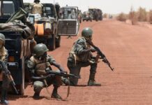 L'armée malienne annonce avoir ciblé deux véhicules et un site soupçonné d'être utilisé par des groupes armés