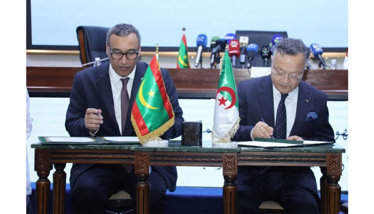Alger : le ministre de l’enseignement supérieur et de recherche scientifique et son homologue algérien signent un accord relatif au programme exécutif de coopération mixte (2025-2027) dans le domaine de l’enseignement supérieur et de la recherche scientifique
