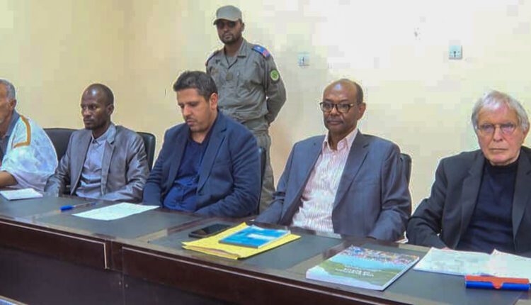 Hodh El Chargui :  le conseiller du wali de Hodh El Chargui Chargé des Affaires Politique et Sociales supervise le lancement de l’atelier sur les ressources en eau