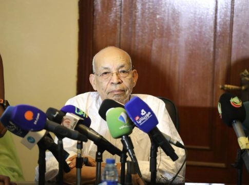 Coordinateur du dialogue : L'union de la majorité est l'occasion de s'attaquer aux « accumulations historiques »
