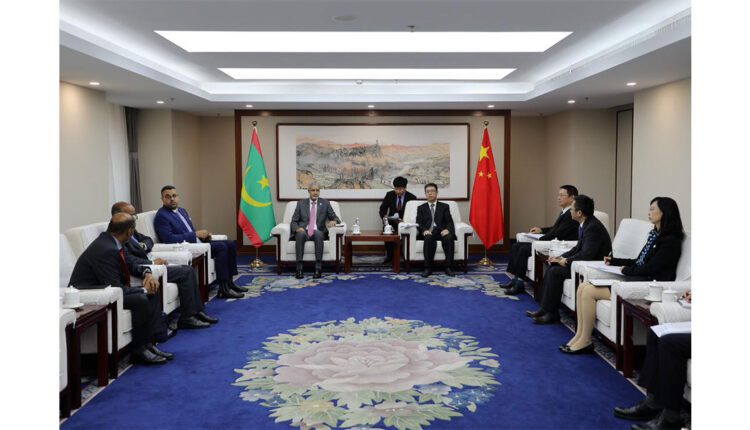 Pékin : Entretien du ministre de l’Économie et des Finances et le vice-président de l’Agence chinoise de coopération internationale