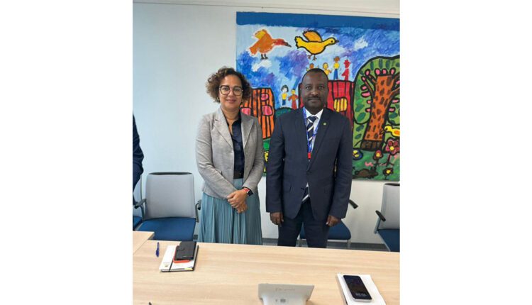 GENÈVE : Le ministre de la Fonction publique et du Travail discute avec le directeur de la gouvernance et du partenariat tripartite à l’OIT