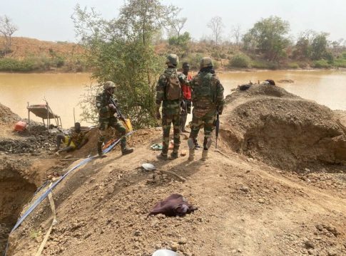 L'armée sénégalaise démantèle un site d'exploitation aurifère dans l'est du pays