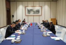 Entretiens entre le ministre de l'Économie et des Finances et le chef de l'Agence chinoise de coopération au développement