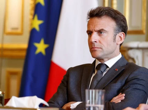 Macron s'en prend aux juntes militaires au Sahel
