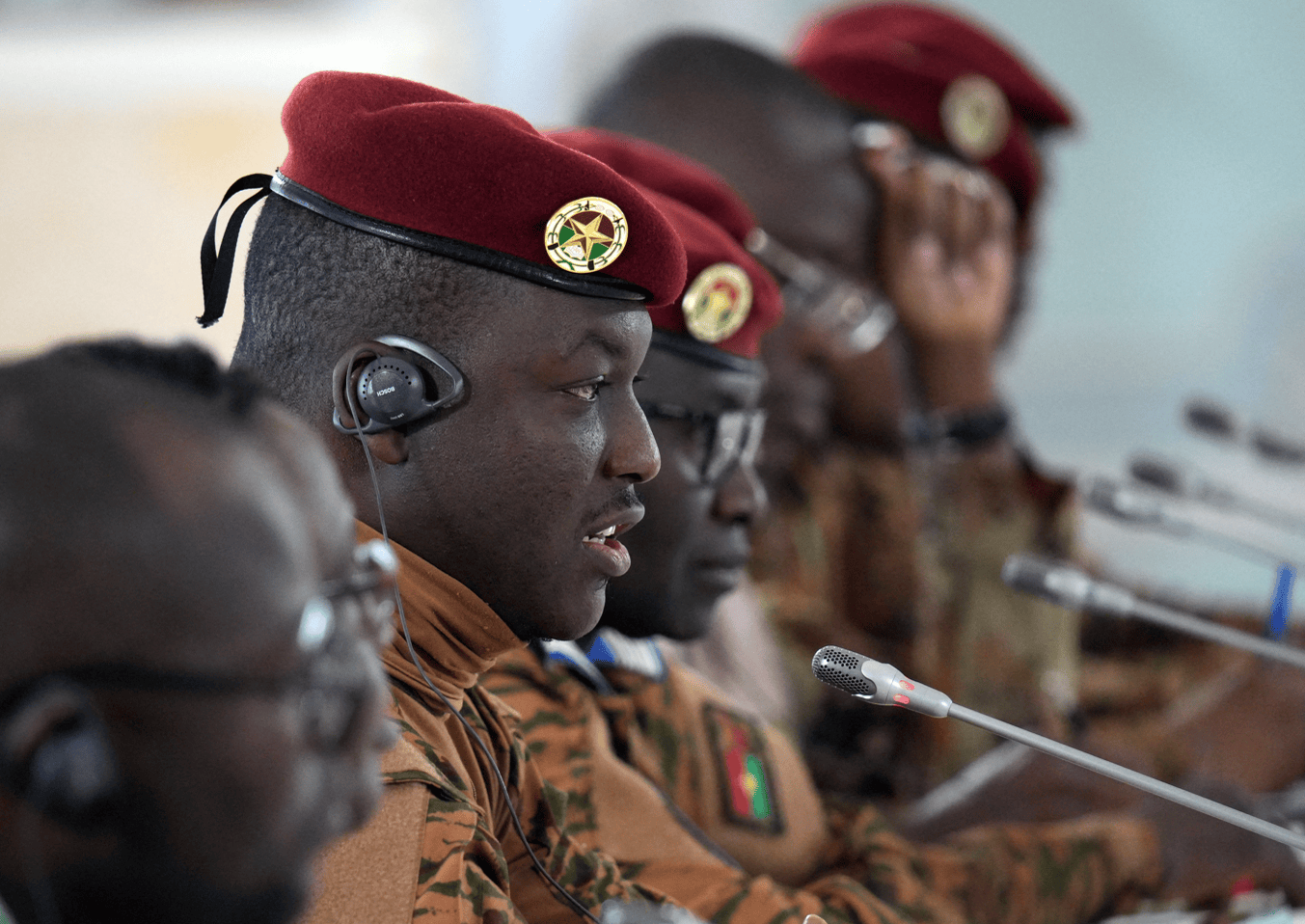 Au Burkina Faso, Ibrahim Traoré fait le ménage dans l’armée