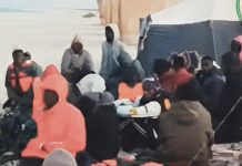 La police démantèle un réseau de trafic de migrants vers l'Europe et arrête quatre personnes