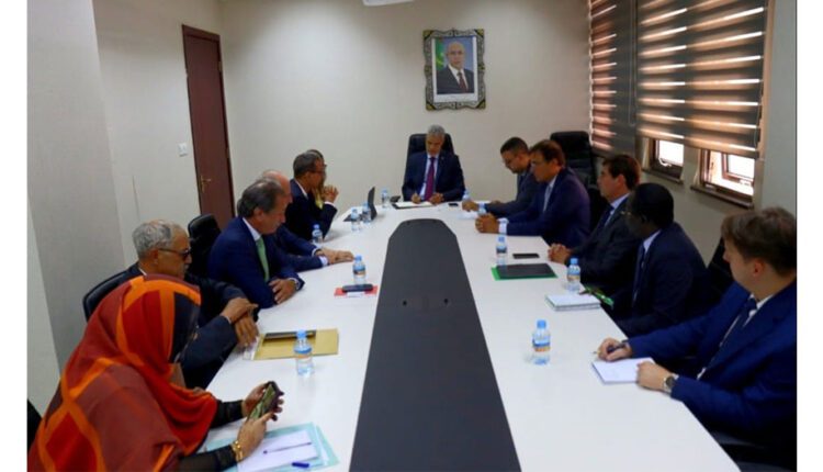 Nouakchott : Le ministre de l’Économie et des Finances discute avec une délégation du conseil d’Affaires Espagne-Mauritanie