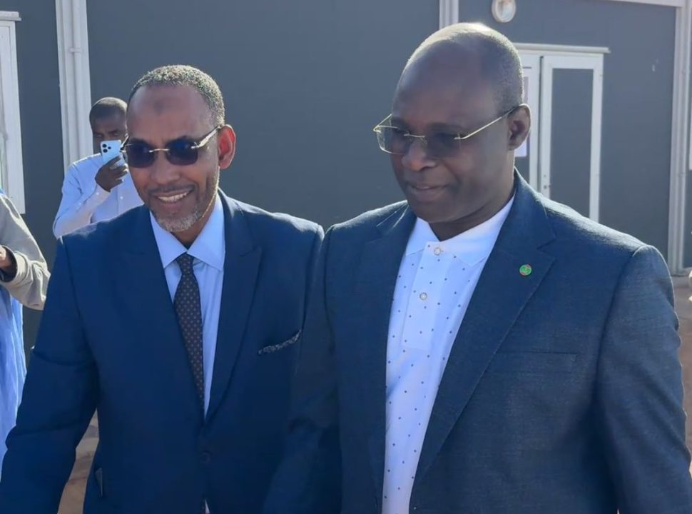 Le ministre des affaires islamiques visite la grande université de laMahadra chinguitienne