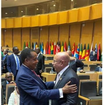 Ould Ghazouani discute avec le président du Congo des moyens de renforcer et de développer les relations de coopération