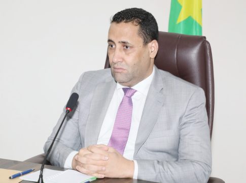Le Premier ministre : Satisfait de l'efficacité des mesures prises pour lutter contre la contrebande et la fraude
