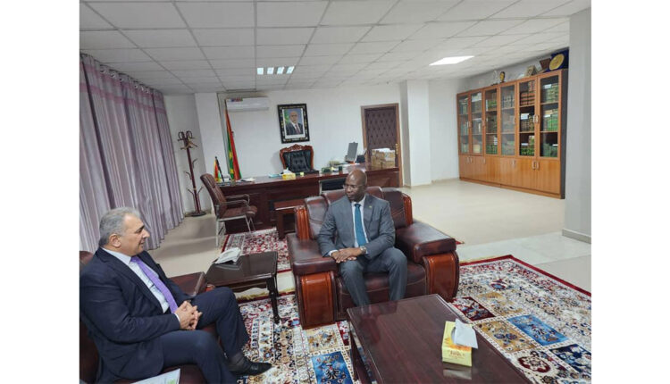 Nouakchott : Le ministre des affaires islamiques discute avec l’ambassadeur de Palestine accrédité en Mauritanie