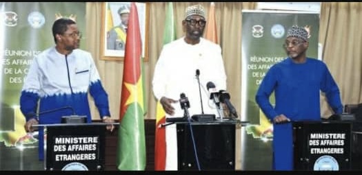 Trois pays du Sahel renouvellent leur retrait de la CEDEAO