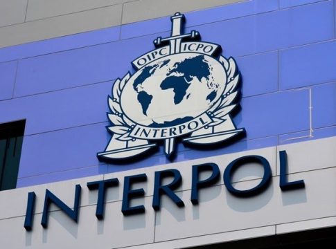 « INTERPOL arrête 300 personnes en Afrique
