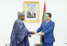 Le président Gabonais envoie un message au président Ghazouani reçu en son nom par le Premier ministre