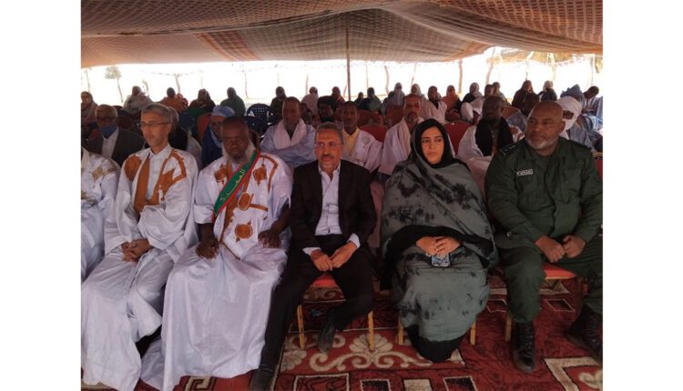 Mederdra : le Hakem de la Moughataa de Mederdra supervise la cérémonie de la Pose de la première pierre pour la construction d’une cinquantaine d’unités d’habitation et d’installations de services à Mederdra