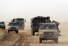 Mali : des dizaines de familles fuient Kidal après la reprise des combats