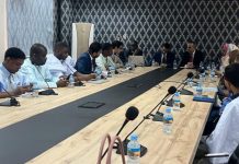 Le ministère des Affaires étrangères rencontre les représentants des communautés lors de la conférence nationale pour l'autonomisation des jeunes