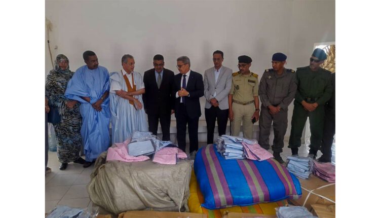 Le wali de Dakhlet-Nouadhibou : Supervision d’une cérémonie de réception des quantités d’uniformes scolaires et visite de quelques établissements scolaires à Nouadhibou