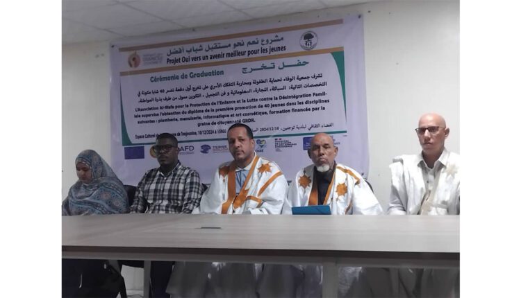Nouakchott : l’association Wafa pour la protection de l’enfance et la lutte contre les dysfonctionnements familiaux organise une cérémonie de remise de diplômes à 40 jeunes formés à différentes professions