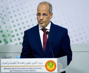 Ministre de la Formation Professionnelle : annonce un plan pour augmenter le nombre de places de formation à 25 000