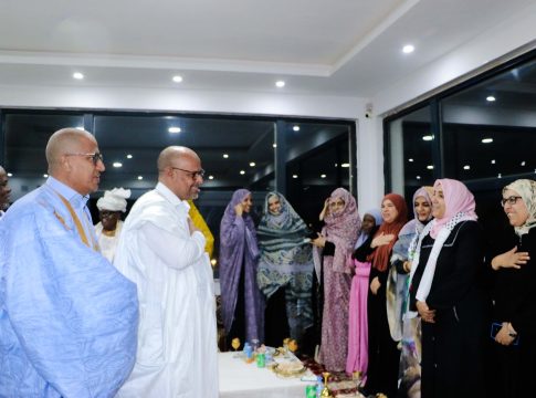 L'organisation des femmes du parti Gama'a organise une célébration pour les délégués participant à la conférence de réforme.