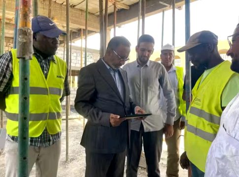Le délégué général de TAAZOUR visite des projets d'infrastructures éducatives dans les quartiers de Nouakchott