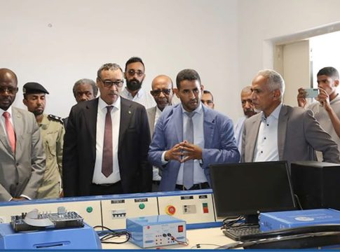 Le ministre de l'enseignement supérieur visite l'Institut supérieur de génie industriel de Nouakchott