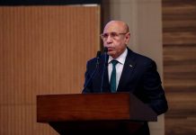 Ghazouani annonce la dissolution du Conseil national de la jeunesse, transfère ses pouvoirs et s'engage à construire 100 terrains de sport