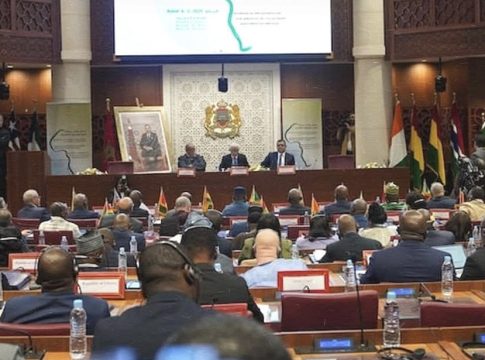 Le ministre marocain des affaires étrangères appelle à relever les défis du front atlantique