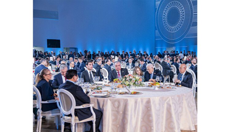 Le Président de la République, Président de l’UA : Participation de la délégation présidentielle au dîner offert par le Président russe aux chefs d’États participant au sommet des BRICS à Kazan