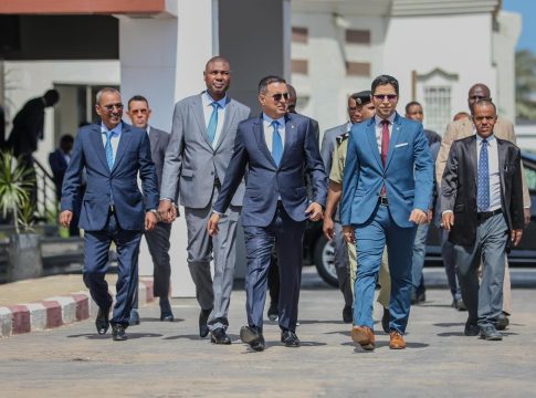 Le ministre de la promotion de la jeunesse visite la Fédération mauritanienne de football