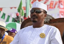 Le président tchadien Mahamat Idriss Déby remporte le Prix de la paix de l'Afrique pour l'année 2026