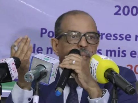 Des militaires licenciés dénoncent leur renvoi du service militaire en raison du coup d'État de 2003