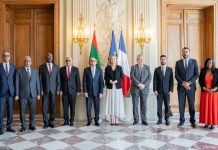 Ghazouani visite des institutions municipales et législatives à Paris dans le cadre de sa visite en France