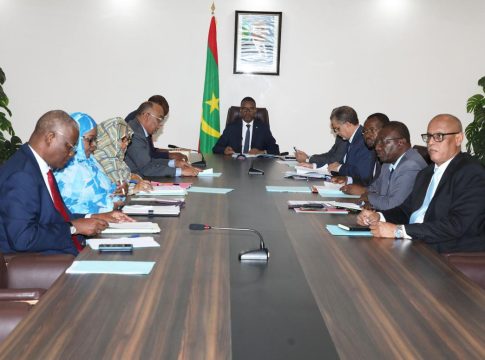 Nouakchott : Un comité ministériel discute des modalités de mise en œuvre des programmes de logements sociaux