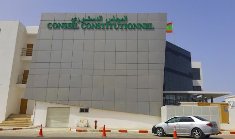 Le Conseil constitutionnel annonce une liste provisoire de candidats, excluant Ould Abdelaziz