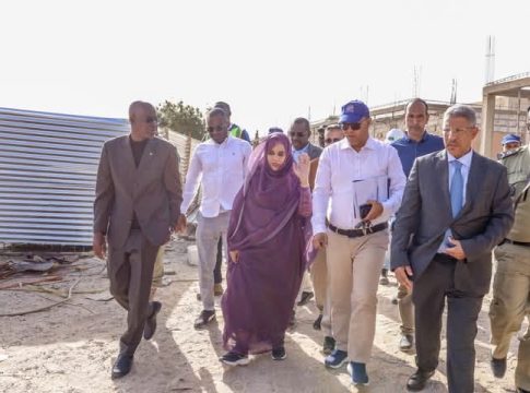Les ministres de l'habitat et de l'éducation inspectent 7 projets éducatifs en cours de construction à Nouakchott