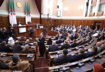 Rapports : Le parlement algérien rejette la demande d'excuses dans la loi sur la criminalisation du colonialisme
