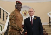 Le président russe : Nous soutiendrons le Burkina Faso dans sa lutte contre les groupes extrémistes