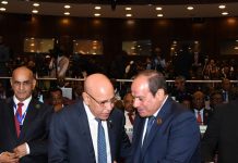 Le président Ghazouani assure à Sissi son engagement à renforcer la coopération entre la Mauritanie et l'Égypte