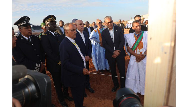 Aïoun : Le Président de la République supervise la cérémonie de pose de la première pierre de l’électrification de 25 villages du Hodh El Gharbi