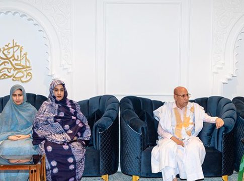 Le président mauritanien reçoit une équipe d’agents recenseurs pour recenser les membres de sa famille