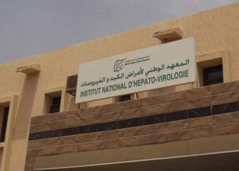 Après la démission de son directeur, le gouvernement nomme un nouveau directeur à l'hôpital de Virologie