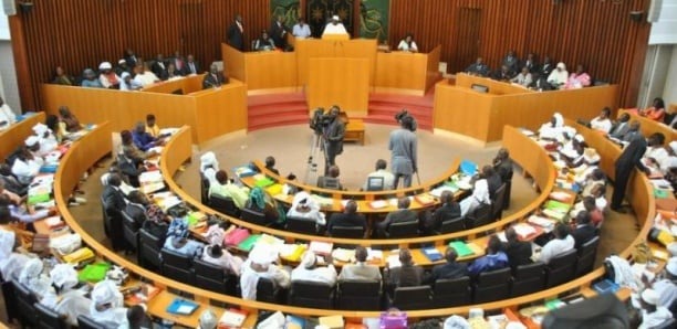 Sénégal, Assemblée nationale : rejet d’une demande de retrait de la proposition de loi portant dérogation de l'article 31 et la suspension de la séance