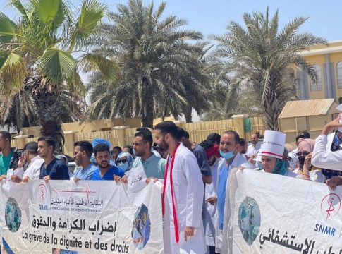 Médecins résidents : La police a exagéré en recourant à la force contre nous