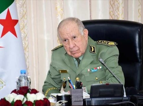 L'Algérie et les États-Unis discutent du renforcement de leur coopération militaire